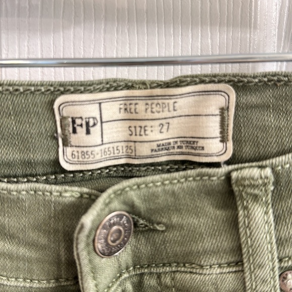 Free People Busted Knee Skinny Jeans - Green, Size 27 - Picture 3 of 4